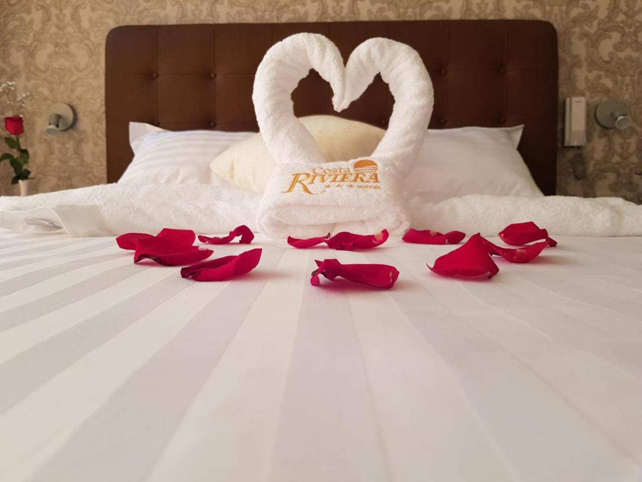 Hotel Costa Riviera Mala Extérieur photo
